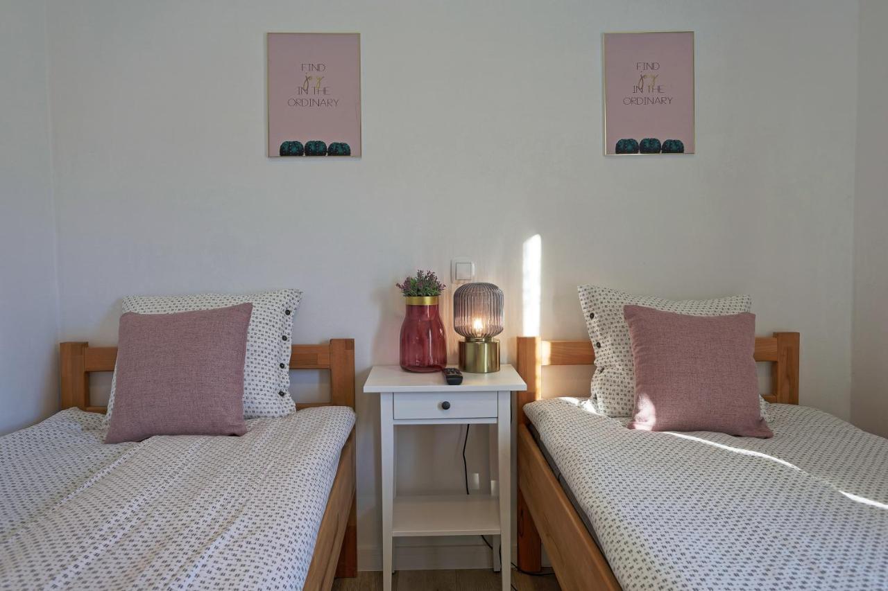 Luxury Apartman Alex With Sauna In The Village Otočac 外观 照片