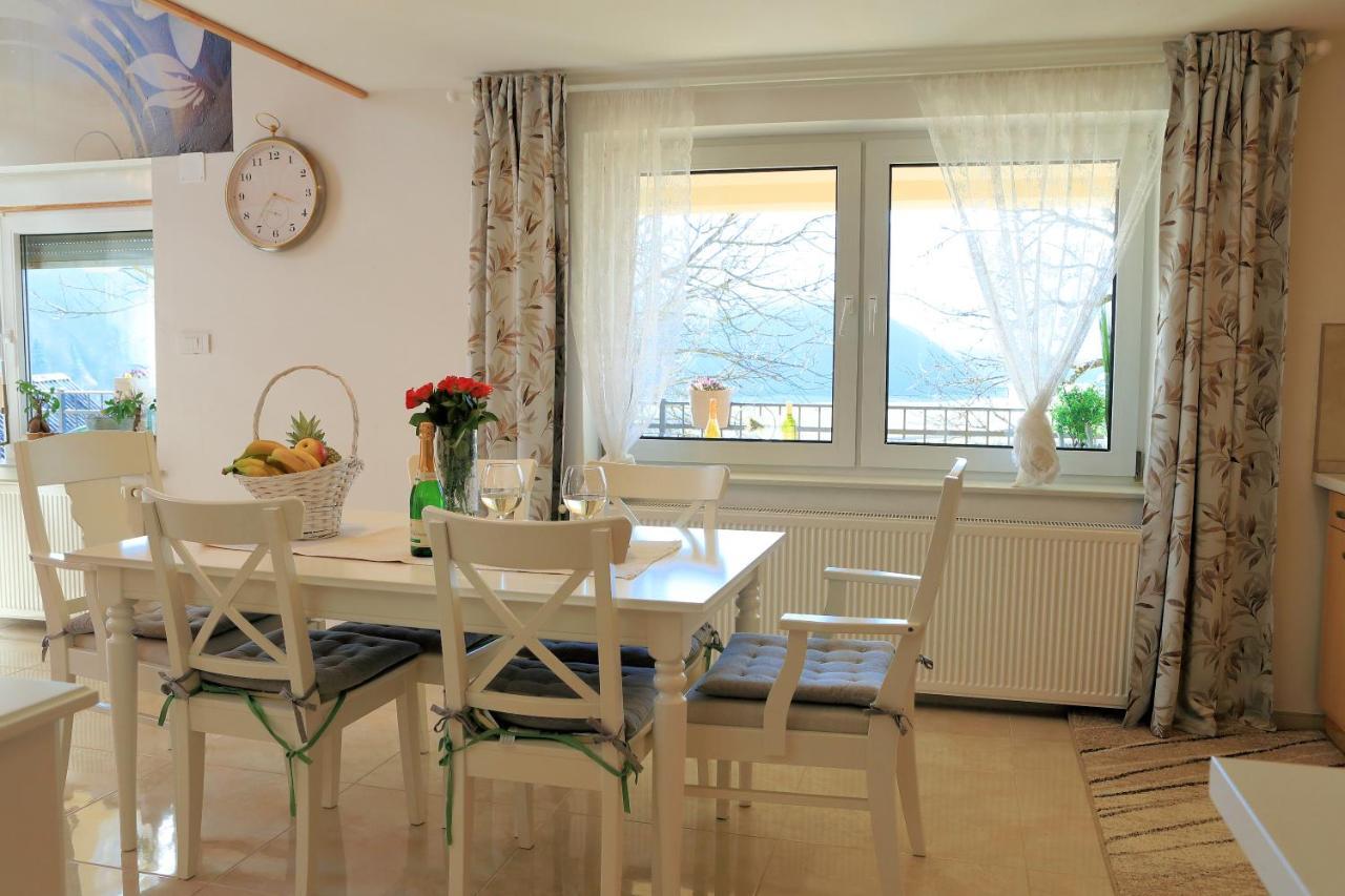 Luxury Apartman Alex With Sauna In The Village Otočac 外观 照片