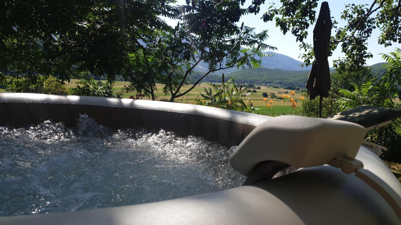 Luxury Apartman Alex With Sauna In The Village Otočac 外观 照片